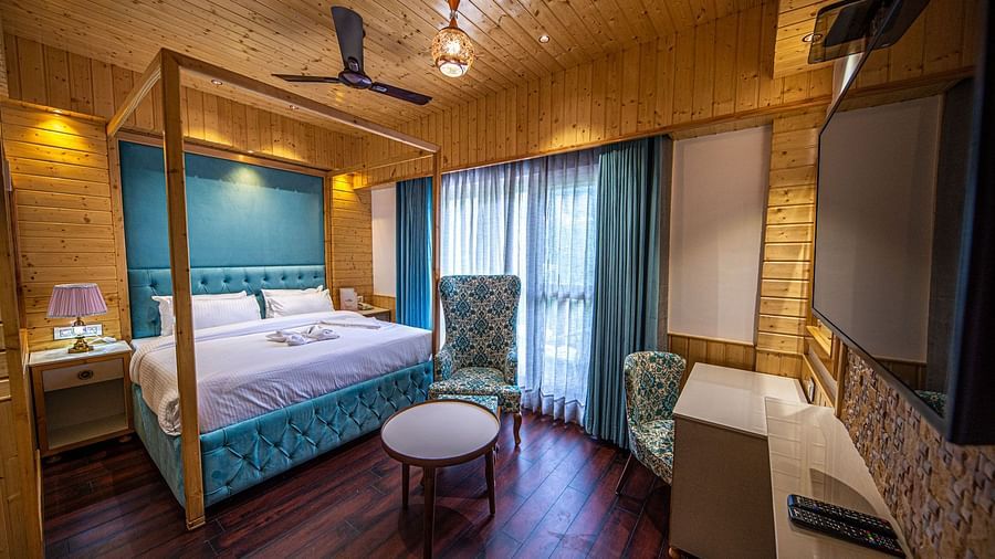 Elite Honeymoon Room-8