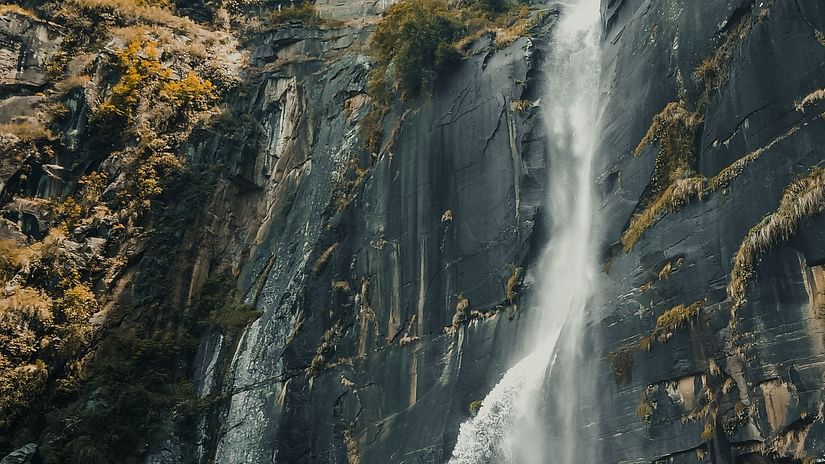 View of Jogini Falls
