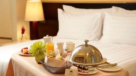 hotel-room-service