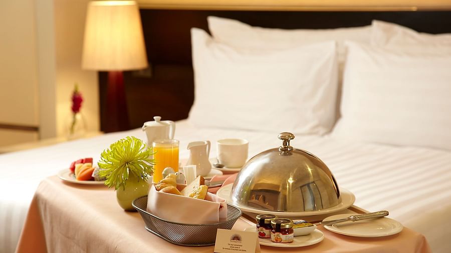 hotel-room-service