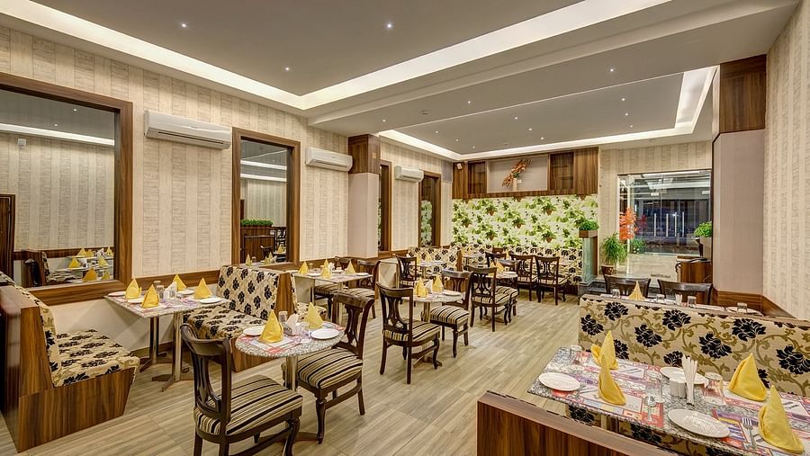 RESTAURANT 2