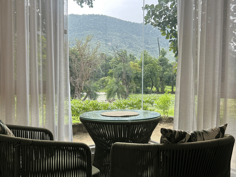 IG Grid - Rooms - Sit Out - Interior-2