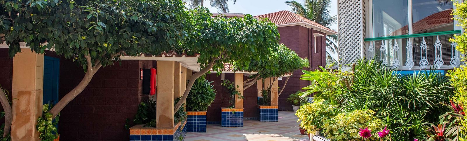 external facade of a villa - Mayfair Heritage, Puri
