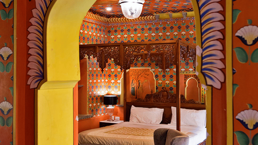 gogunda-palace-rooms-raj-tilak-suite-34
