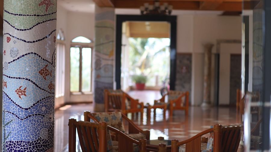 Lobby Seating Area