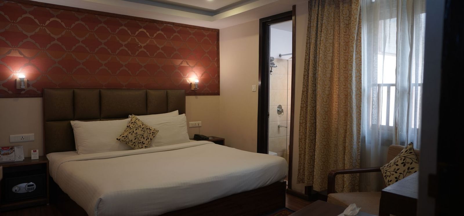 Deluxe Room4 (2)