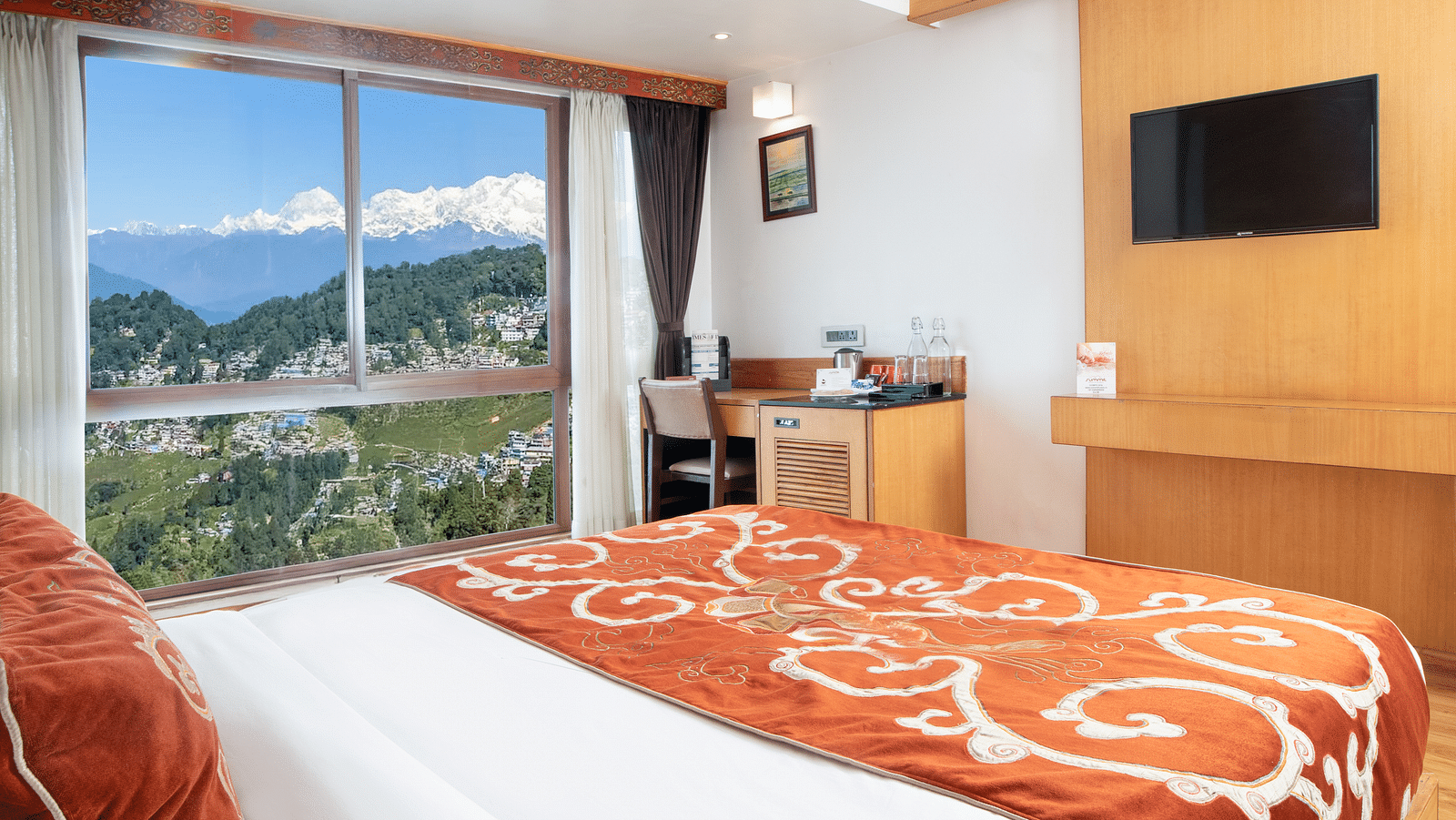 Deluxe View Room