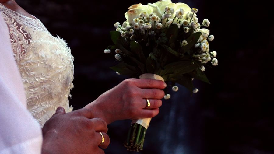 Bridal bouquet held in a bride's hand