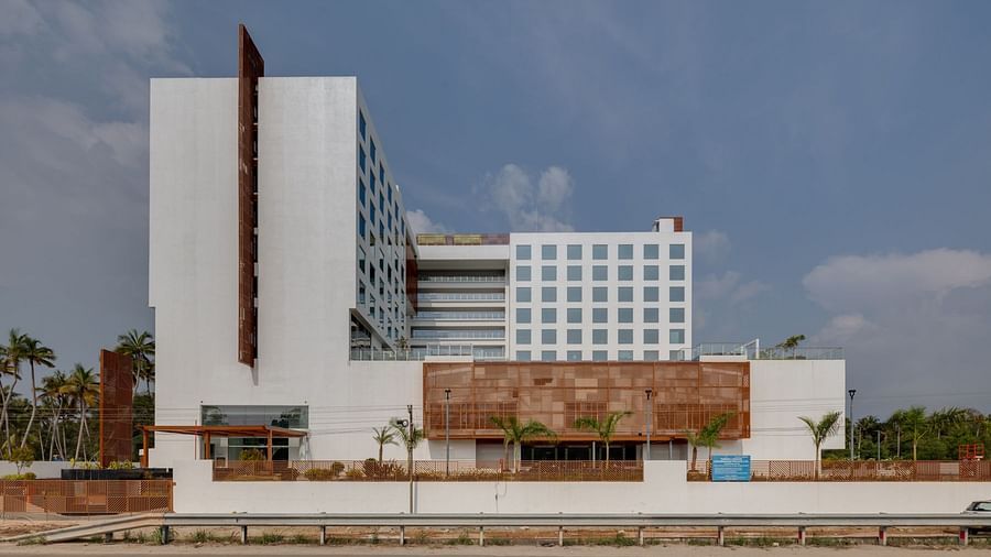 O By Tamara, Trivandrum - the facade of the white exterior of the hotel in Trivandrum 1