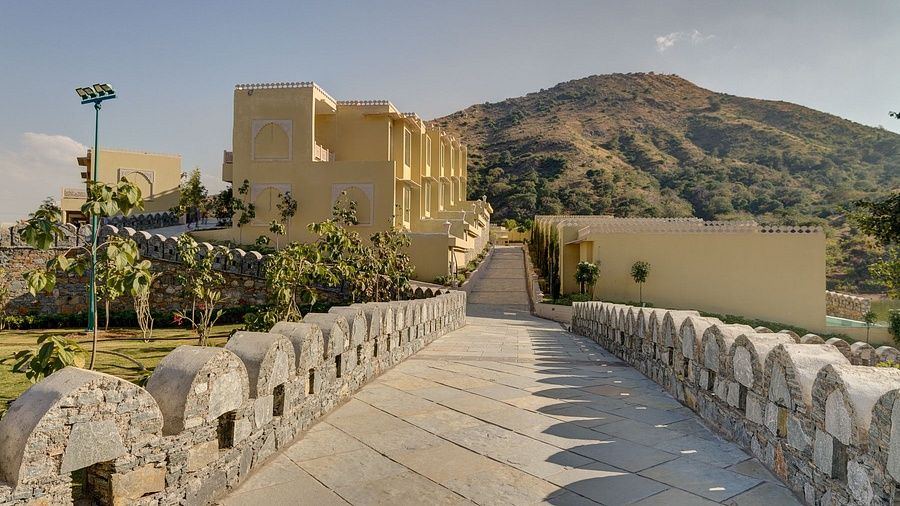 Exterior Raajsa Resort Kumbhalgarh Resort in Kumbhalgarh 1