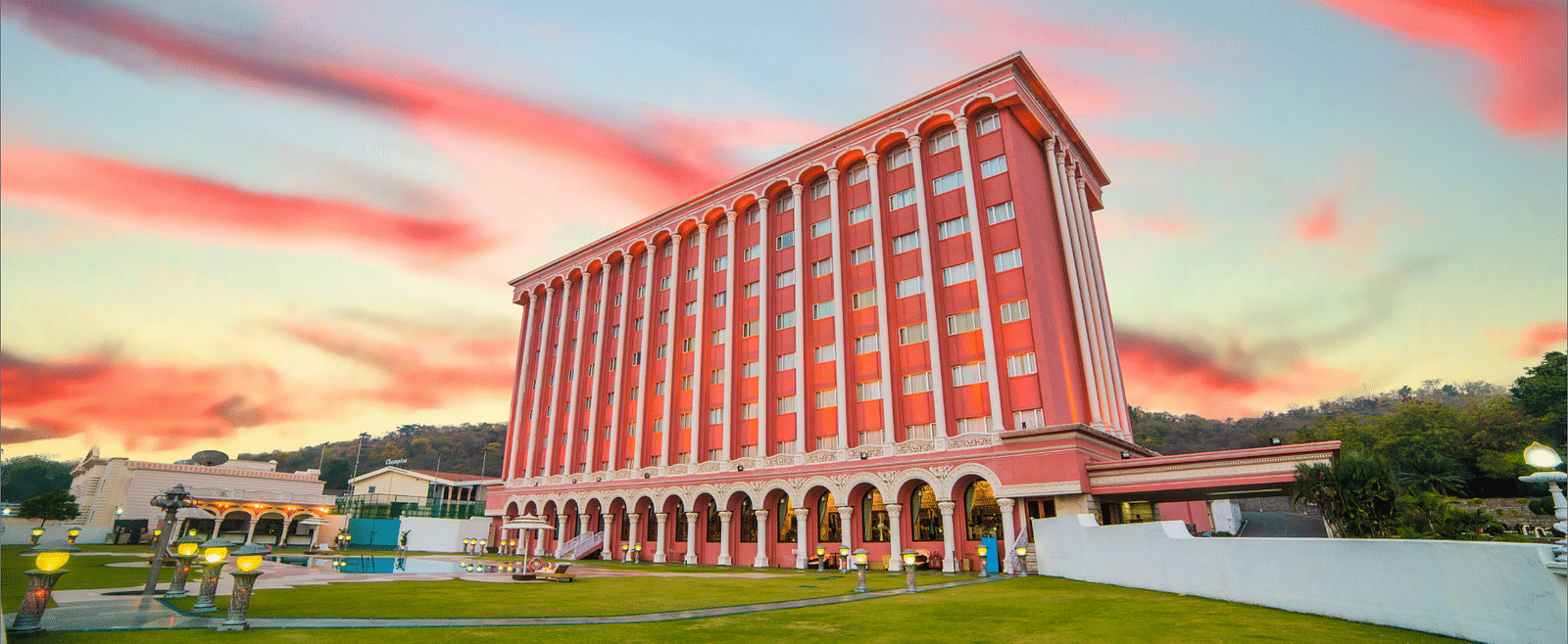 Best 4 star hotel in hyderabad - Sitara luxury hotel Ramoji film city