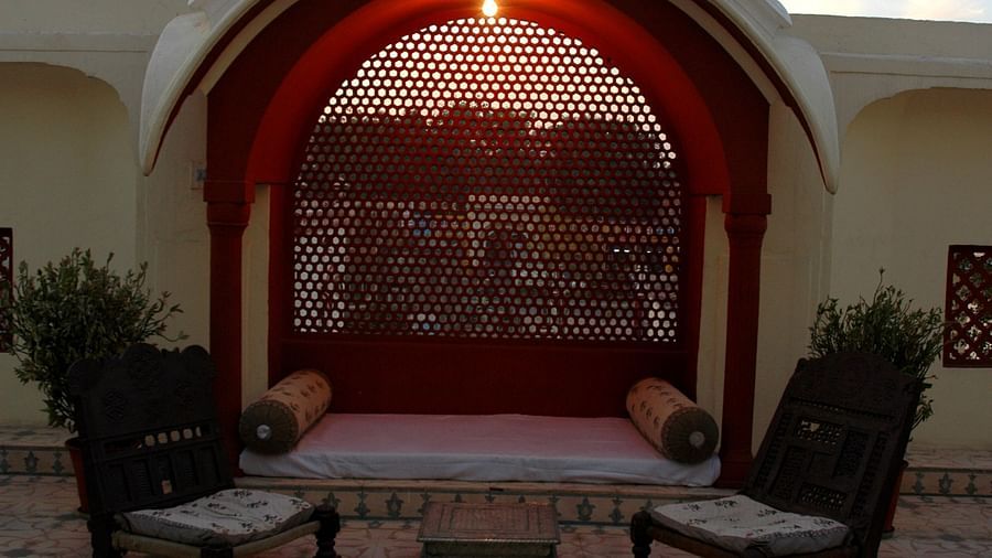 Seating arrangements in the Upper Courtyard - Mandawa Haveli Jaipur
