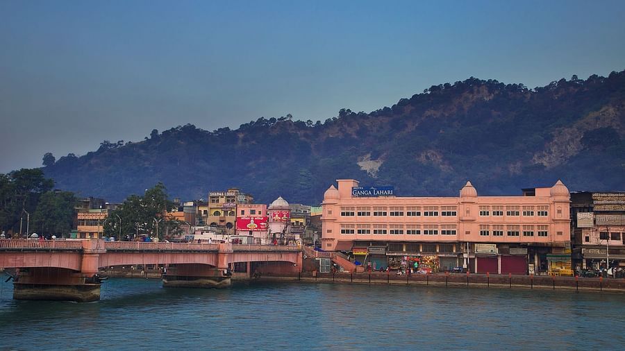 A breathtaking view of Haridwar from the rooftop restaurant at Ganga Lahari.