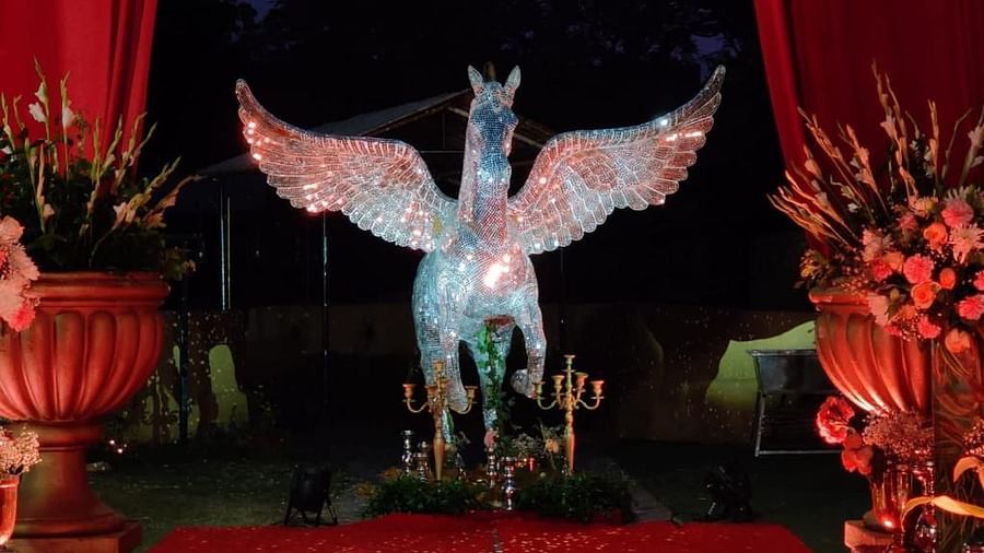 a horse with wings centre piece for a wedding - heritage village resorts & spa, Manesar