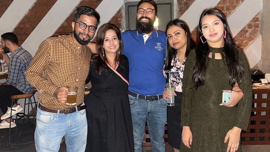 Employees of Polo towers posing during an event 2