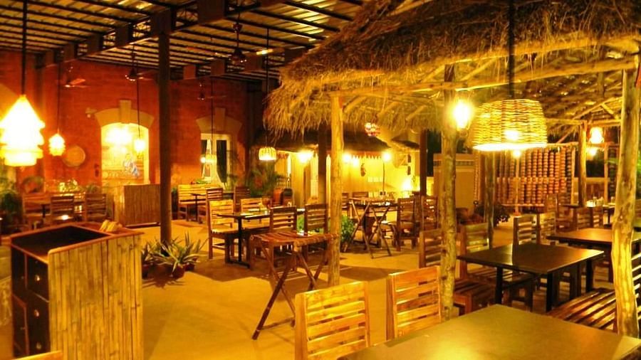 GAA Restaurant Mahodadhi Palace Beach View Heritage Hotel in Puri hksvub