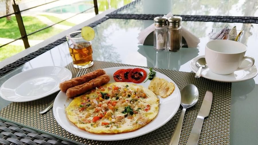 The Birchwood Retreat - plate of food on a dining table during daytime