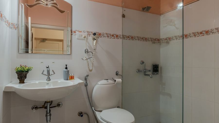 111 -  Bathroom - Deluxe with Sit Out - Room & Suites - Suryaa Villa - Boutique Hotel in Jaipur- 6