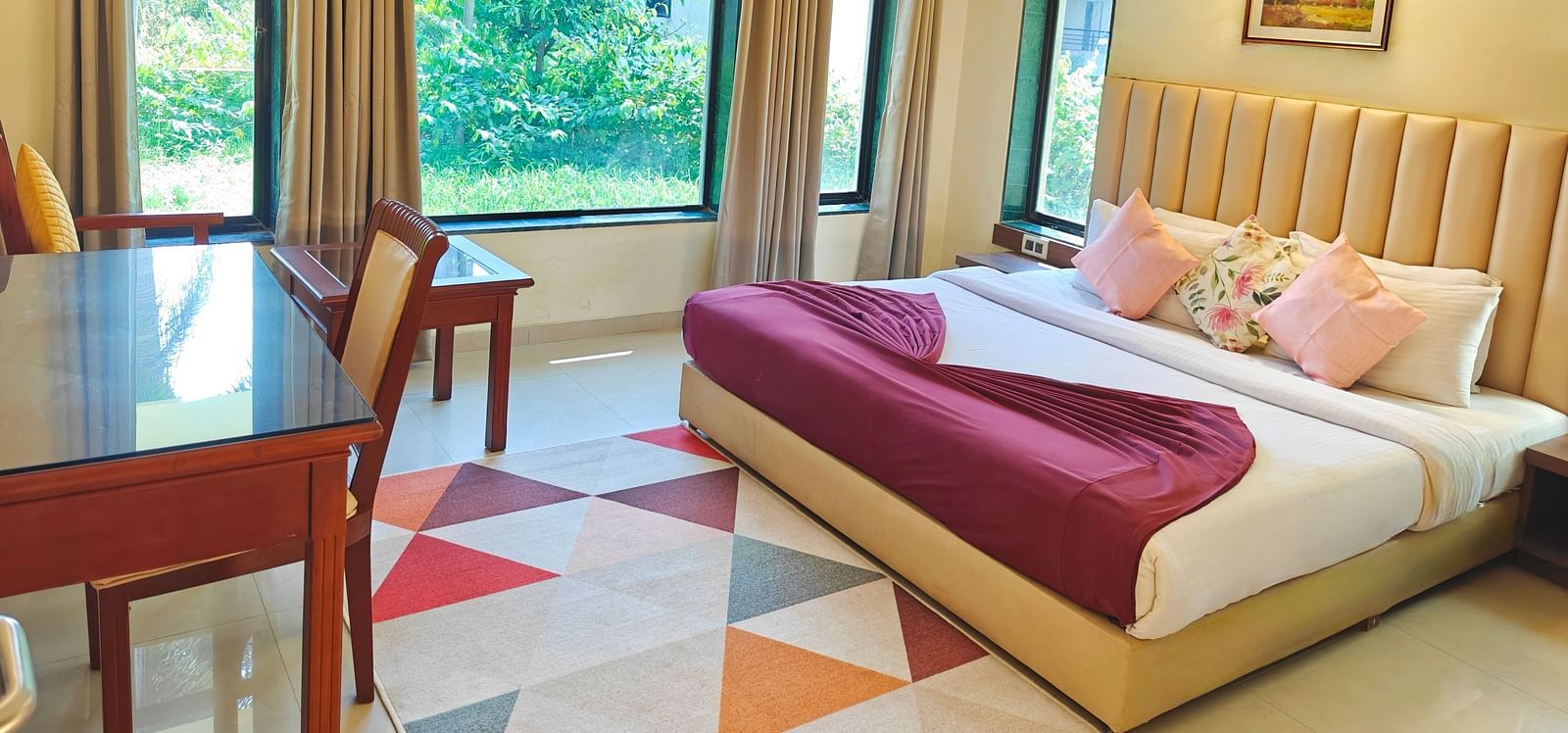 Executive Suite (2)