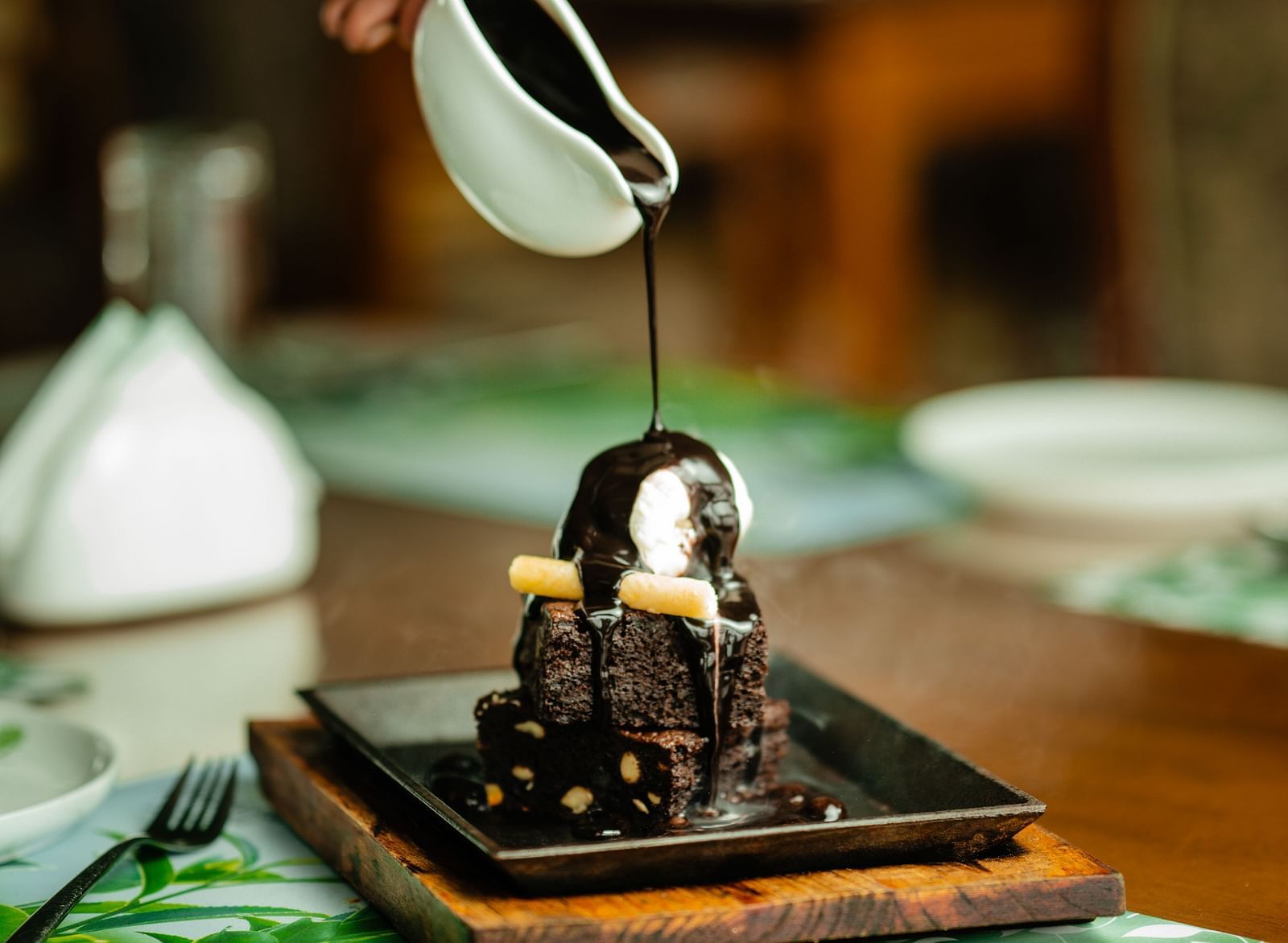 Dining at Parakkat Nature Hotel and Resorts, Munnar 11