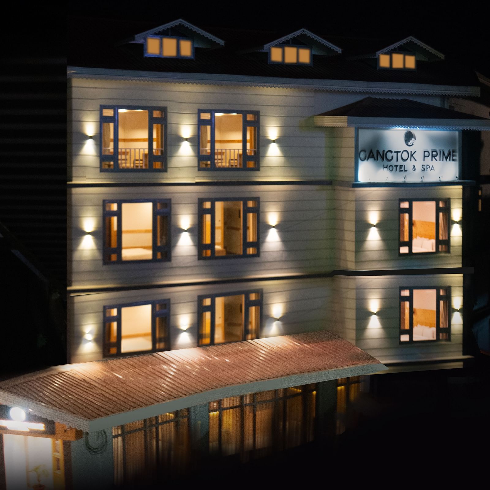 A night view of the facade of the hotel I Avianna Gangtok Prime Hotel & Spa