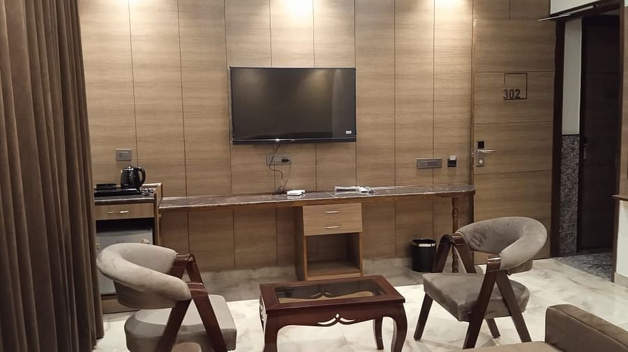 Executive Suites sitting area