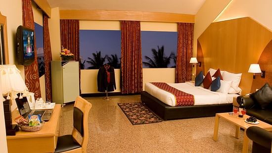 Ramanashree California Resort - interior view of the Signet Suite with king size bed