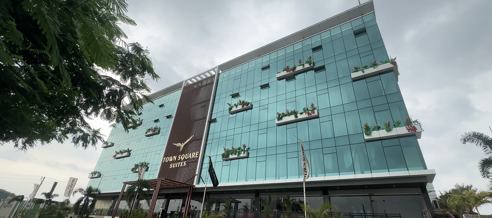 Town Square Suites