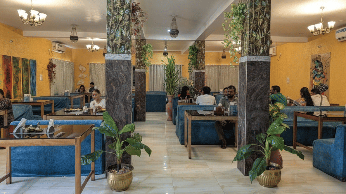 dip holidays banquet