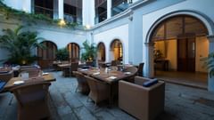 Thumbnail courtyard restaurant