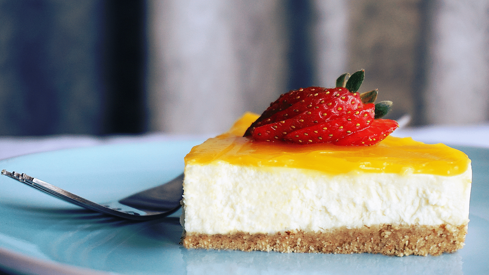 an image of a cheesecake at a Lonavala restaurant and bar - Rhythm Lonavala