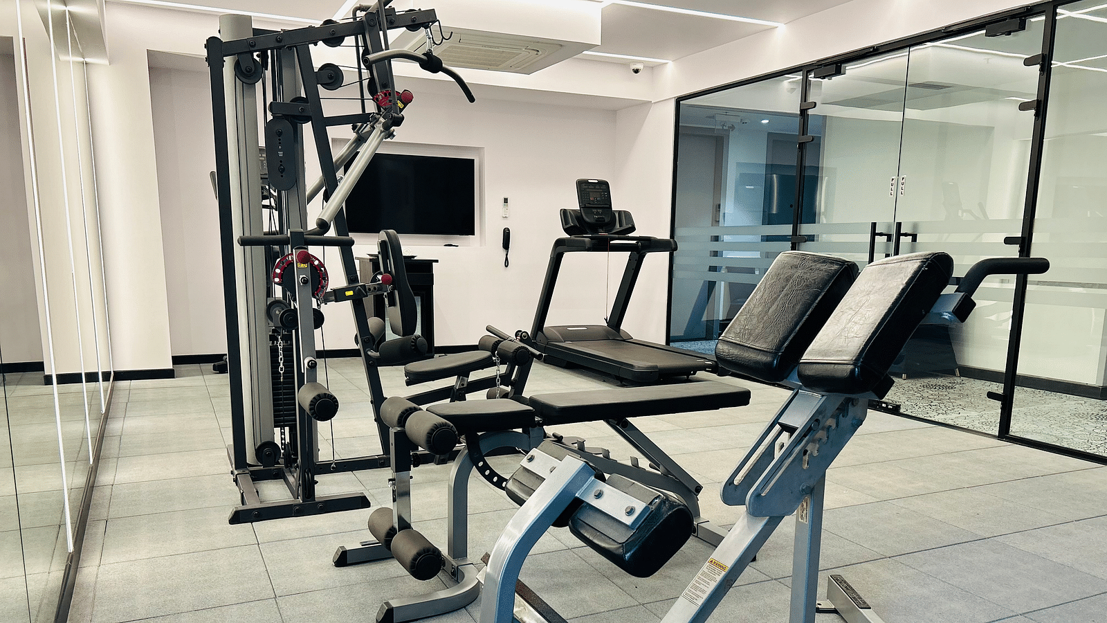GYM11