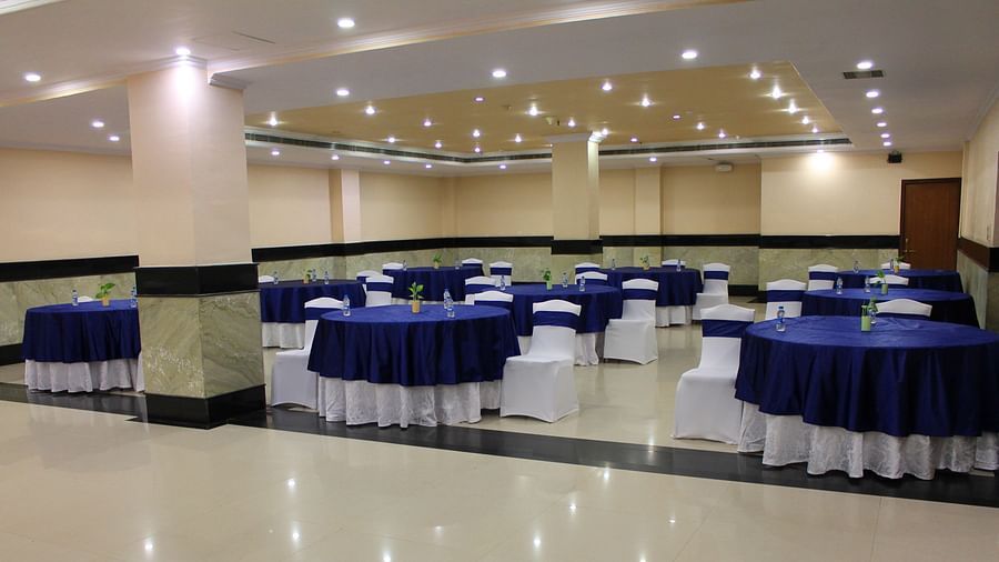 Monsoon Hall 1 The Piccadily Lucknow