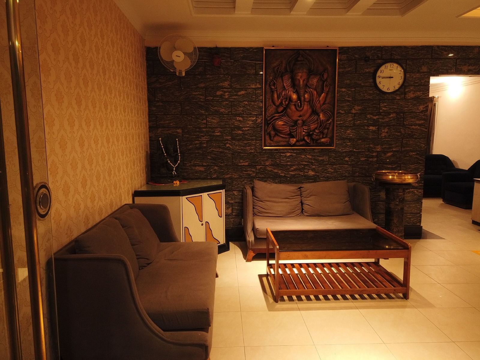lobby of ecotel hotel