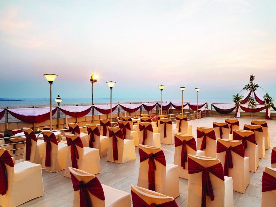 Rooftop banquet Hall at Hotel Ramada Plaza Palm Grove 421