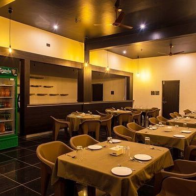 Tangelo Restaurant at Mastiff Select in Dandeli