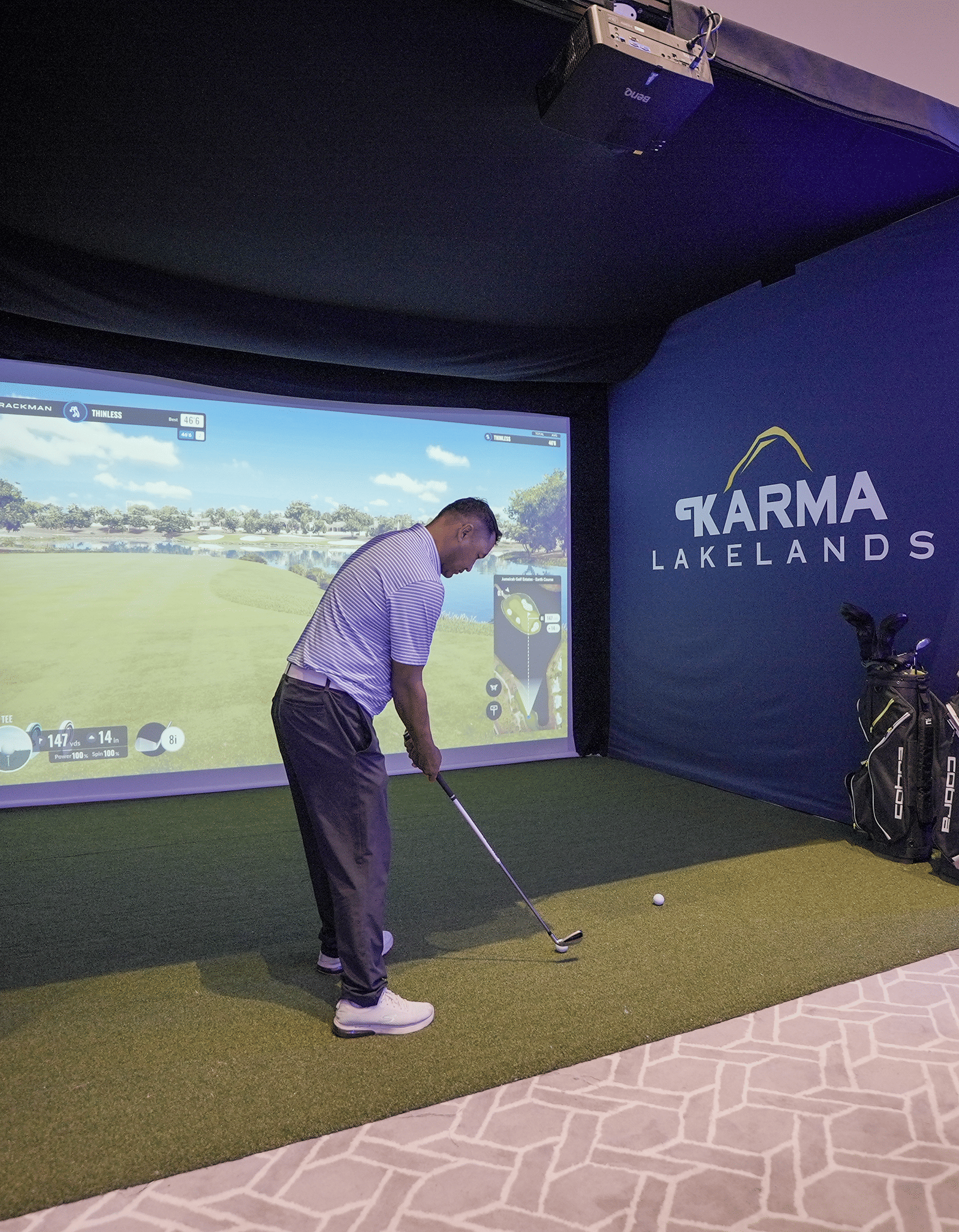 Golf Simulator - Hudle App - Indoor - Golf - Klub Karma - Karma Lakelands