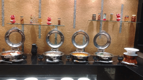 buffet spread at Pride Biznotel, Sasan Gir