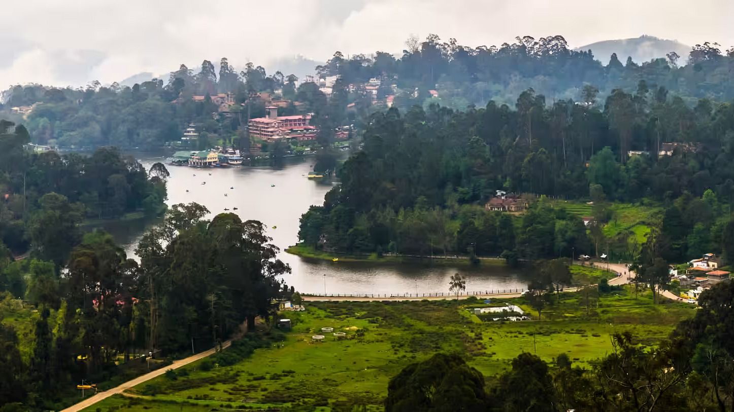 LakeView Point, The Carlton 5 Star hotel in Kodaikanal, Day in Kodaikanal 