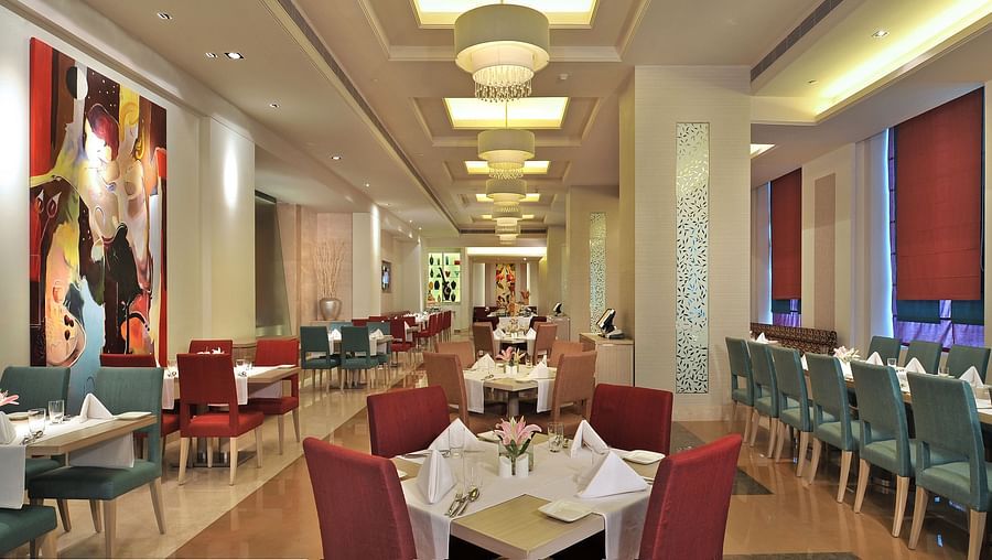 Cascade Radisson Hyderabad Hitech City Hyderabad 5