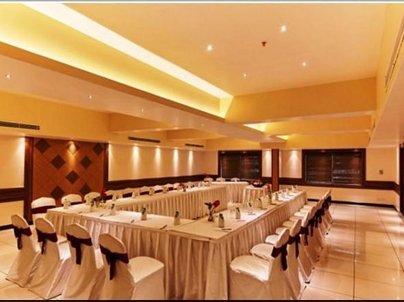 alt-text Meeting room Aapthi 