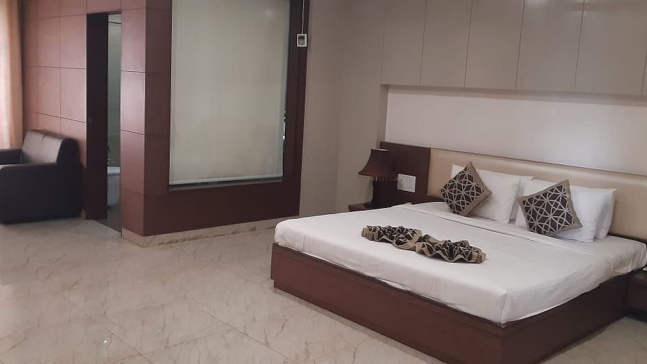 Executive Room6