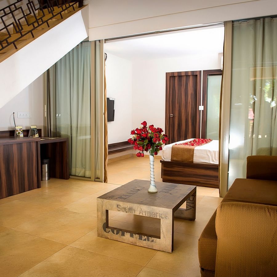 Adamo Resort Matheran - Deluxe villa living area