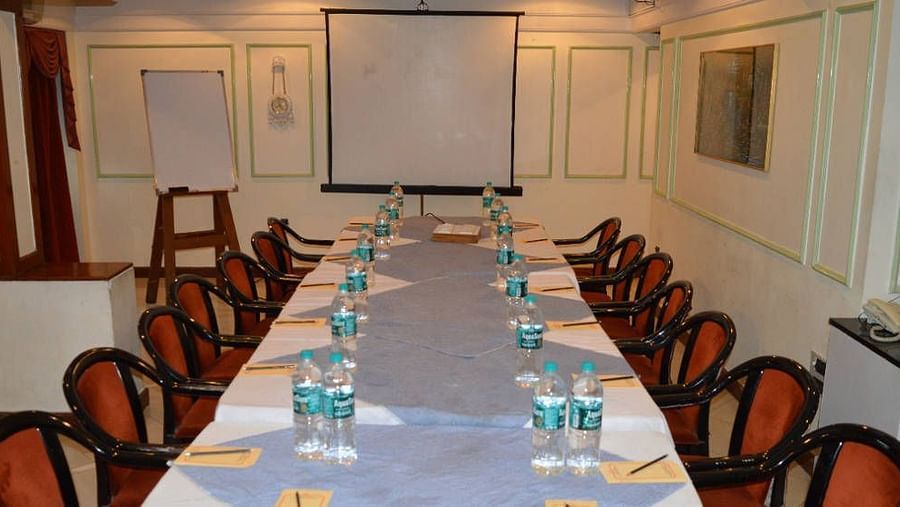 Banquet Hotel Kohinoor Executive Deccan Gymkhana Pune 6
