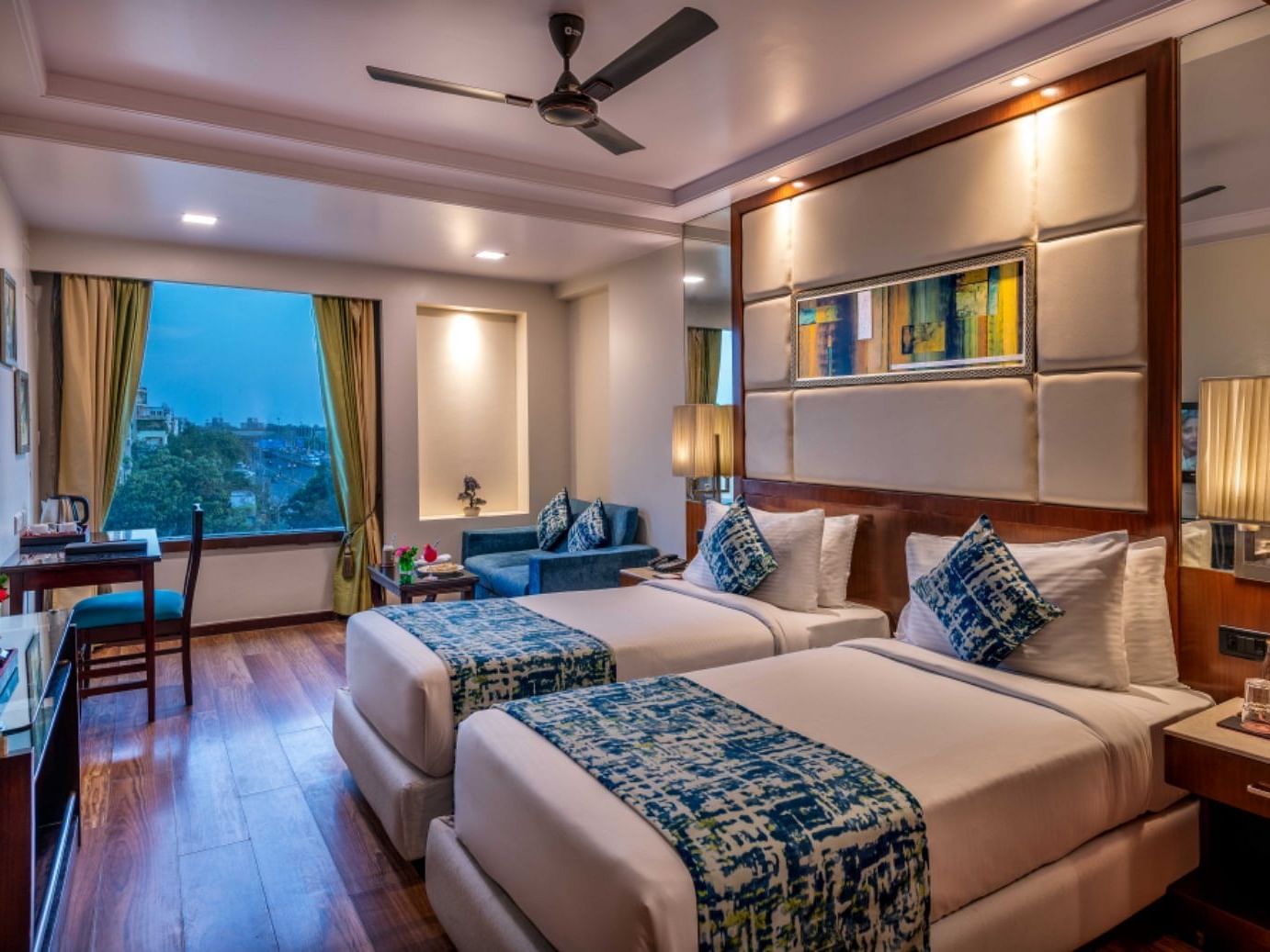 Club Room Twin Bed