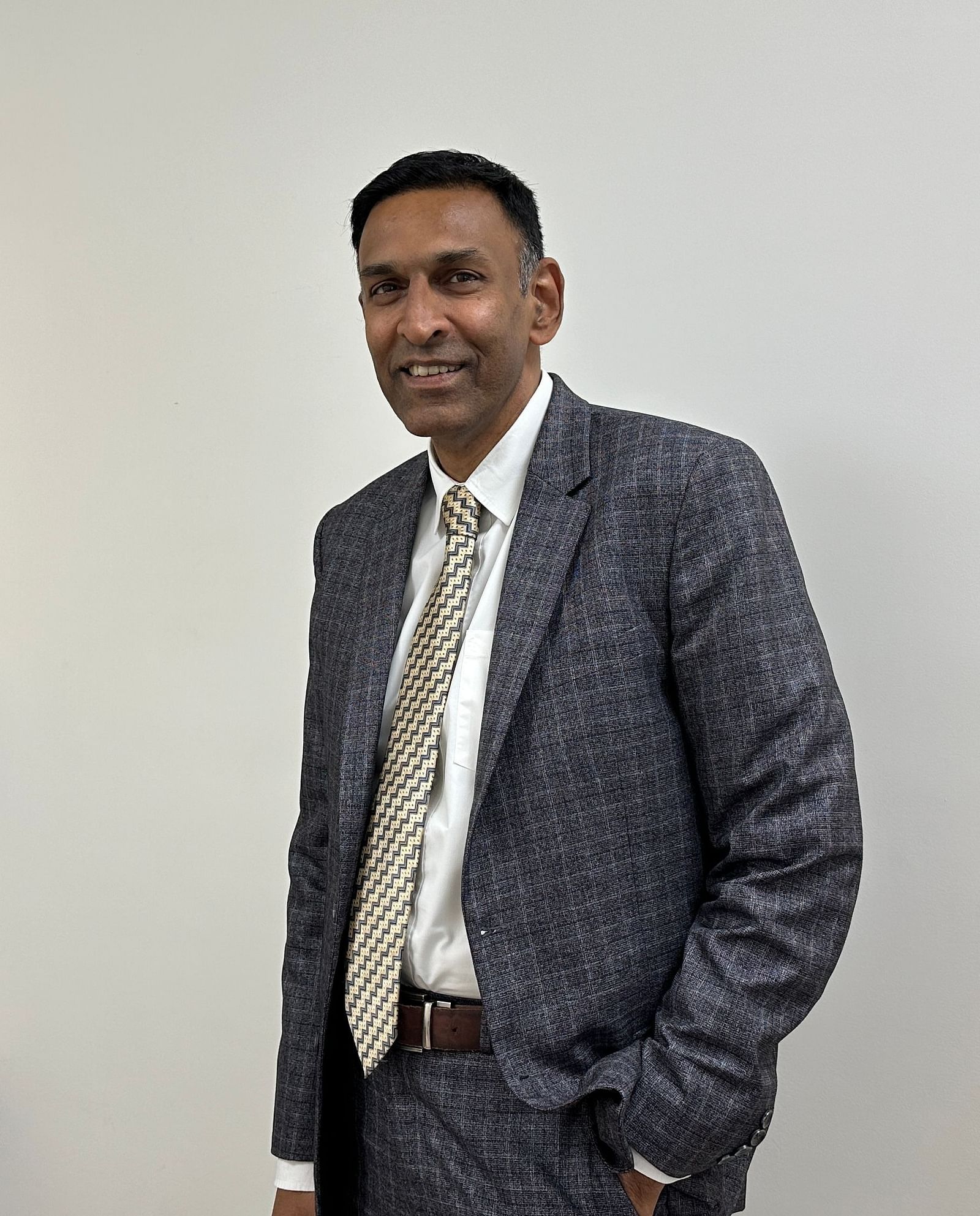 06 ARSHAD SHERIFF COMMERCIAL MANAGER