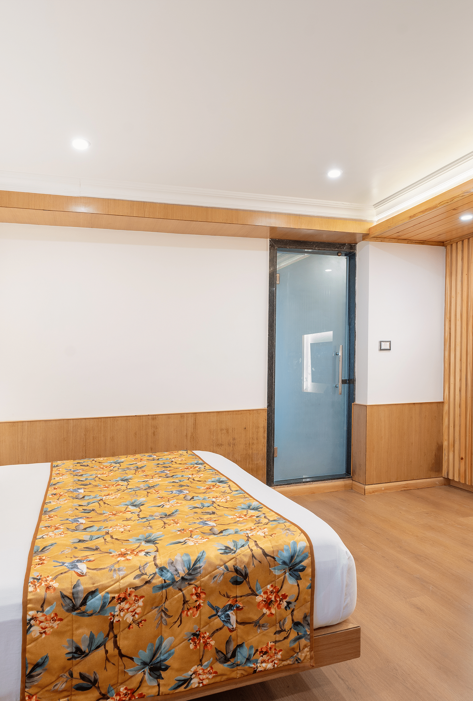 Deluxe room with sofa cum bed