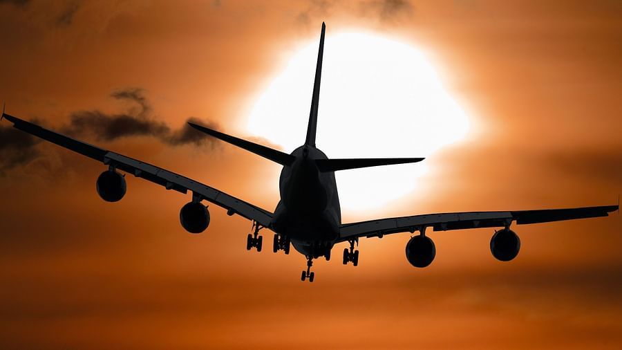 aeroplane-aircraft-airplane-104826
