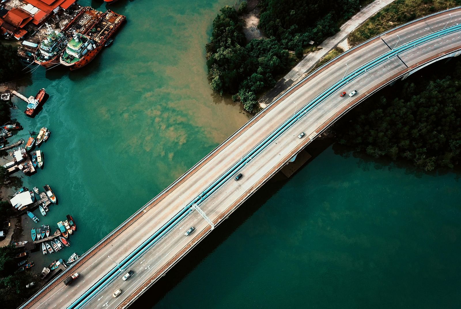  An aerial view of Marine Drive, showcasing the water beneath the bridge