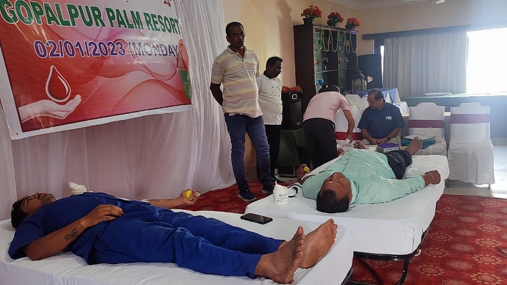 Blood donation camp organised at Swosti Resorts